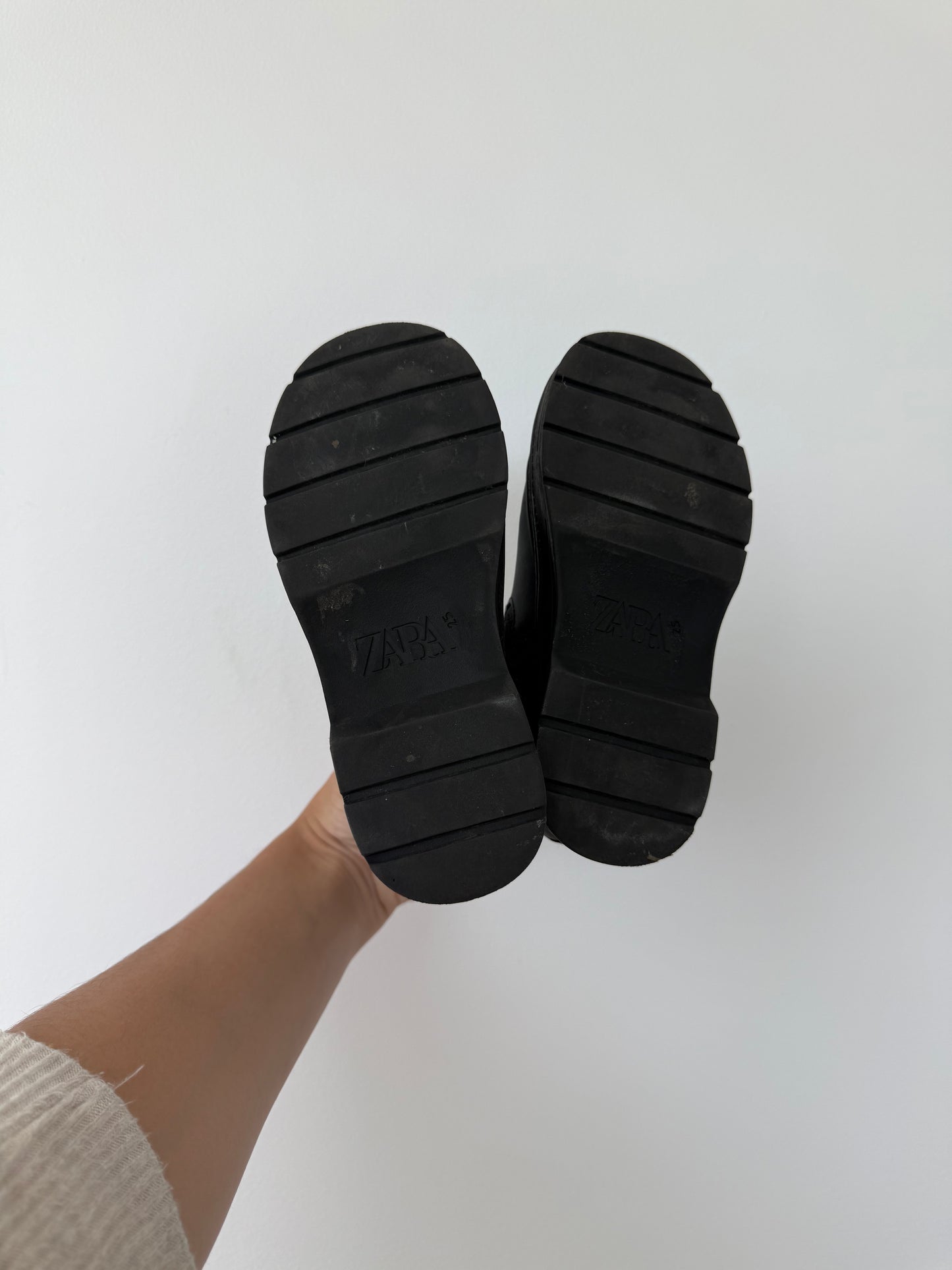 Zara Boots Size: 9C