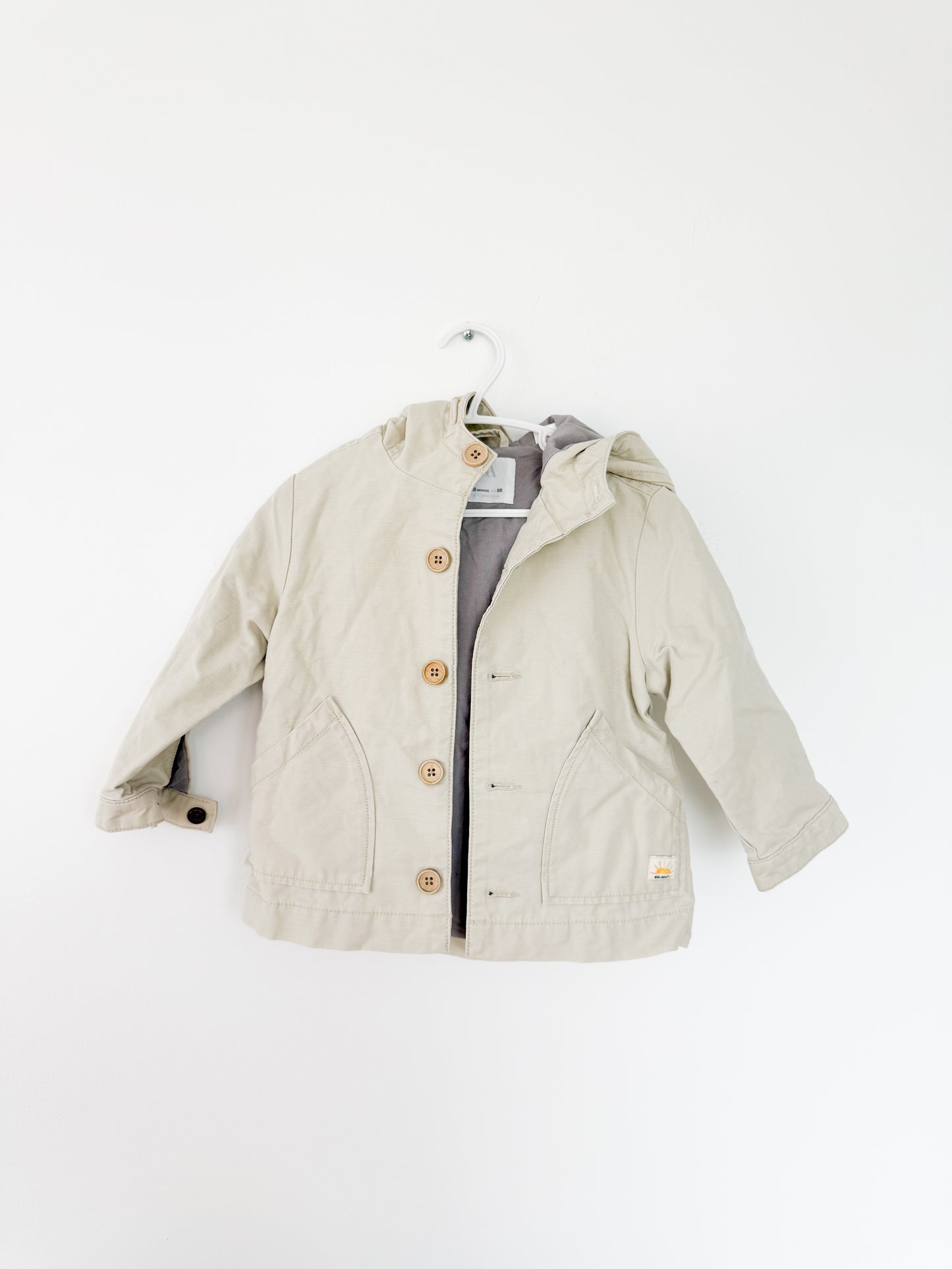 zara button up jacket Size: 12-18 month (fits 18-24)