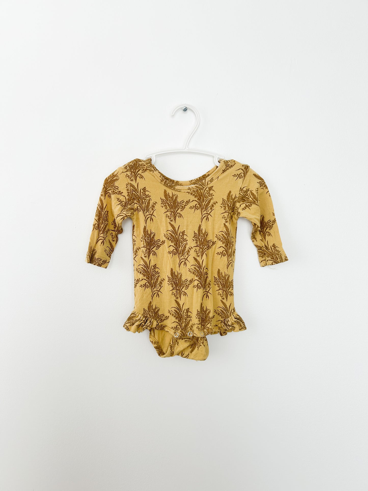 Kate Quinn Romper Size: 3-6 month