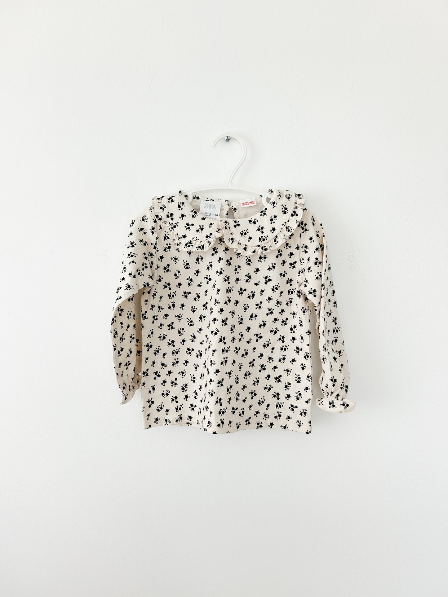 Zara Floral baby doll top Size: 12-18 month (oversized)