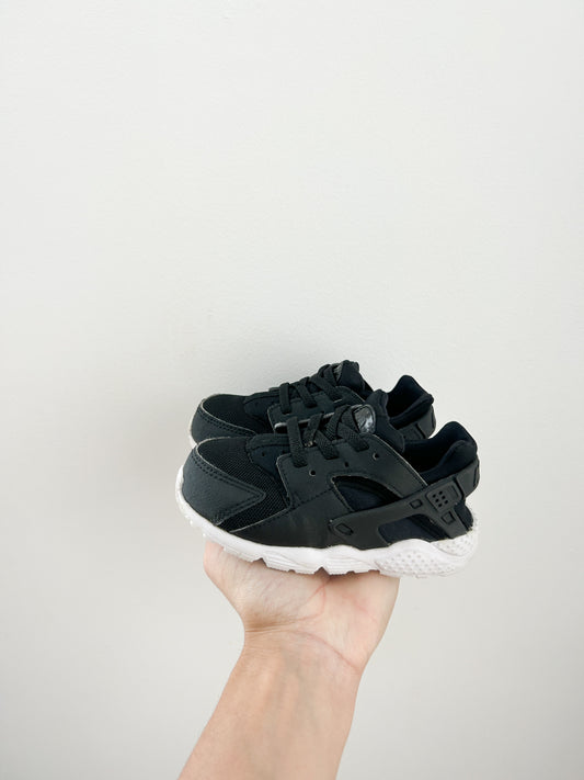 Nike Size 8C