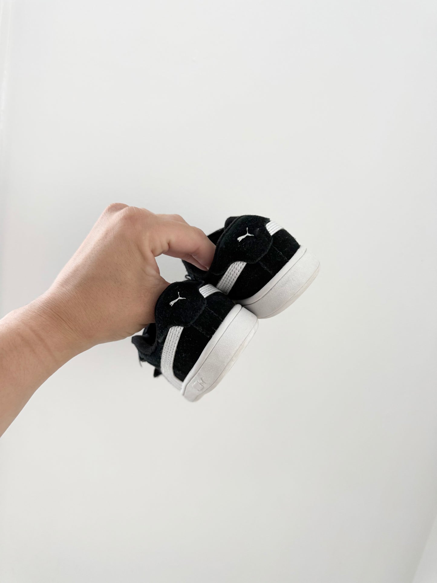Puma runners Size: 9C