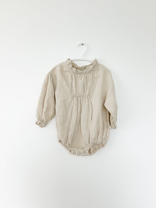 Story of le camel (small shop) bubble romper Size: 18-24 month